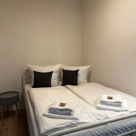 In Ruhiger Lage-waschmaschine-balkon Apartamento